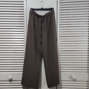 Aritzia The Lodge Pant - Size M - Nomad Taupe